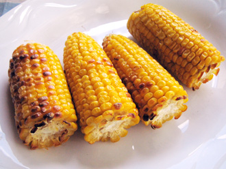 gegrillte Maiskolben